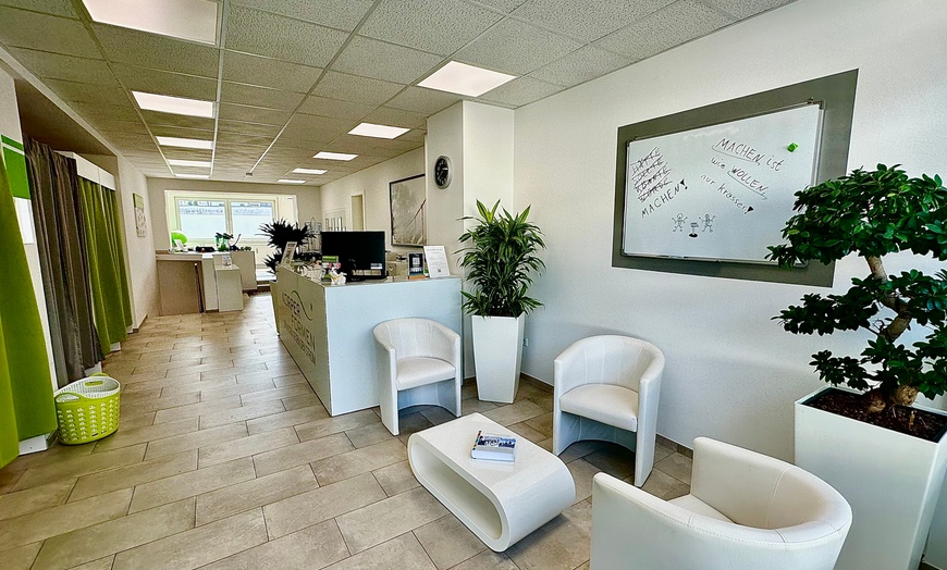 Image 3: Bis zu 65% Rabatt auf den EMS (elektrische Muskelstimulation) bei Körperformen Monheim am Rhein