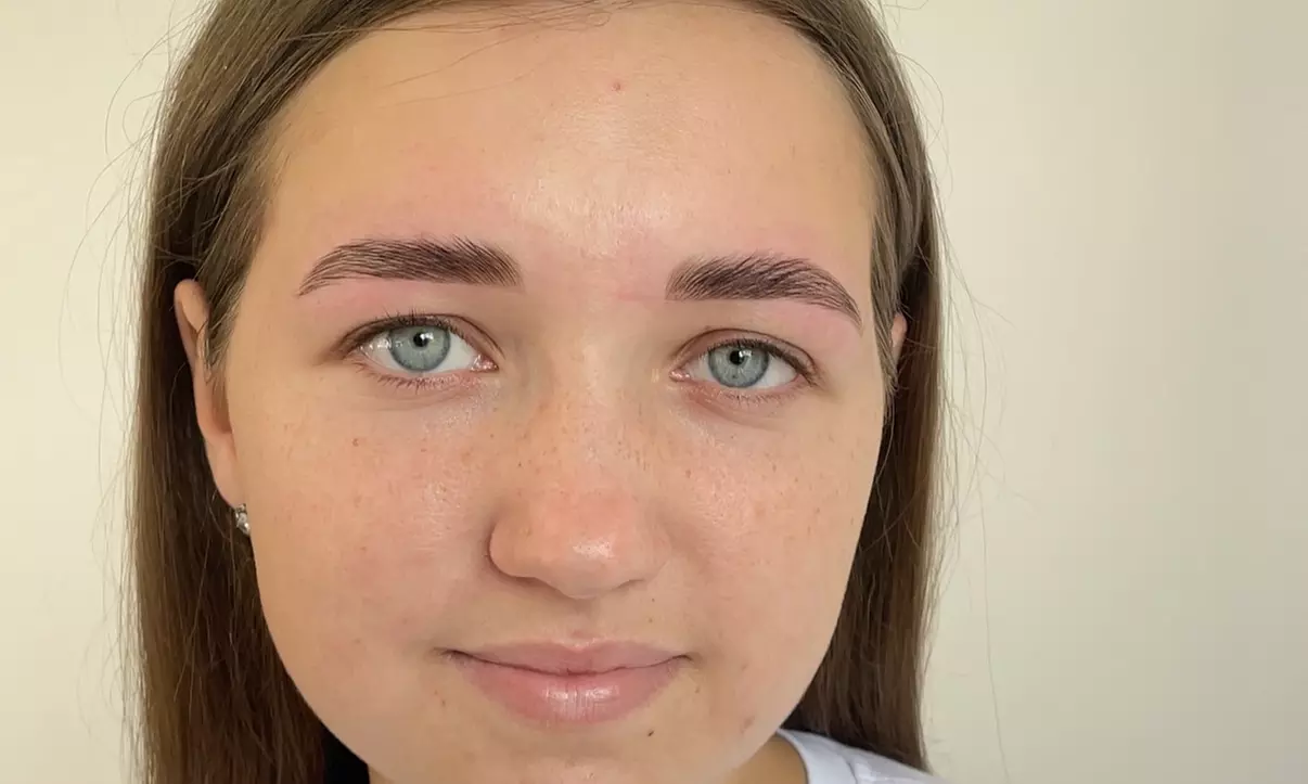 Achieve Perfect Brows with Eyebrow Tinting with Optional Lamination