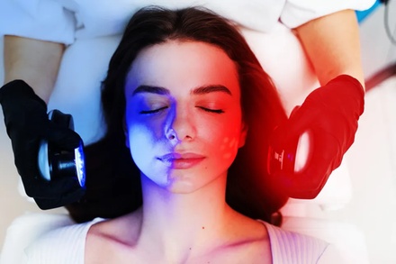 Express Facial and Euro Face/Chin Lift + 15 min Blue or White light lifting Therapy - Love The Lipo Mecca