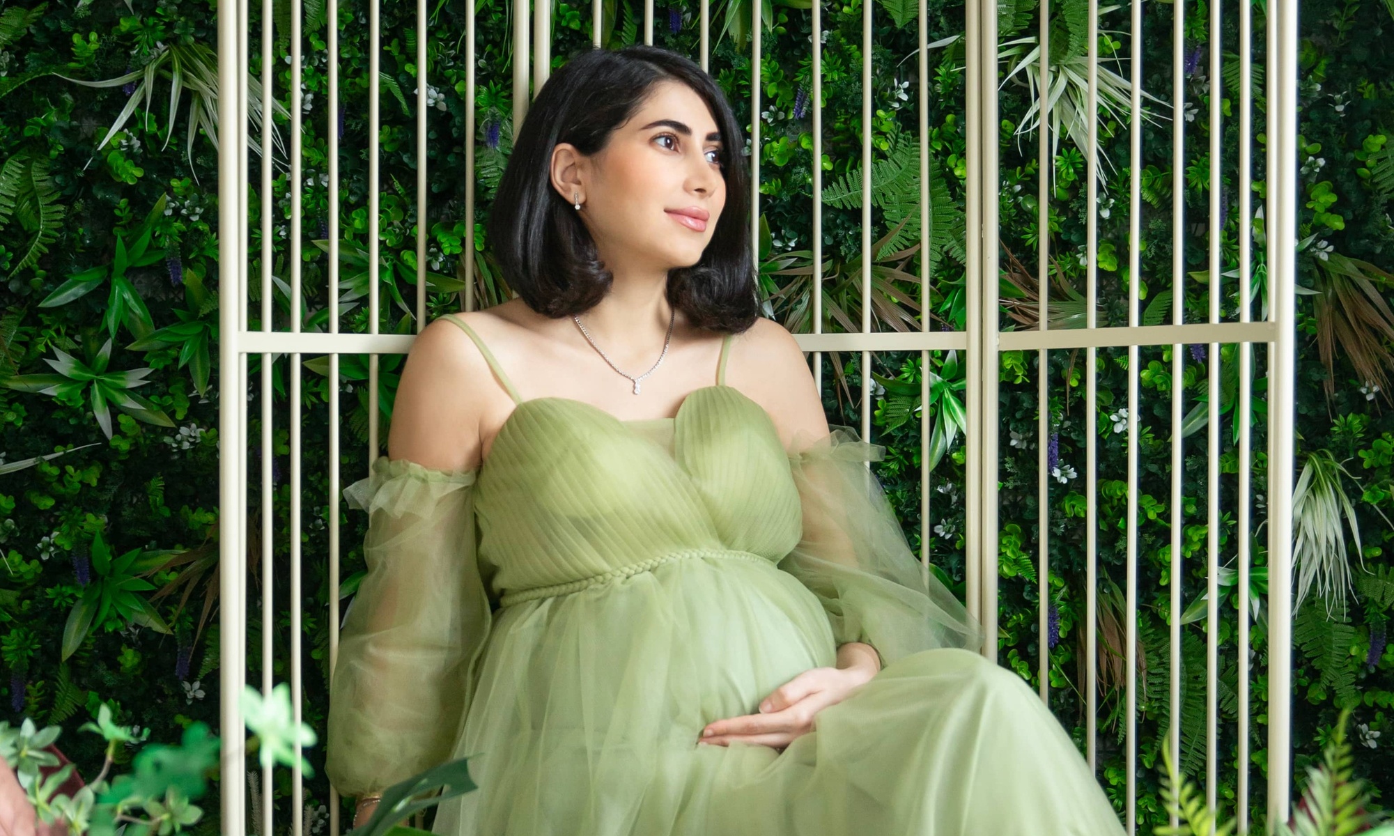 Celebrate the Glow of Motherhood with 1-Hour Maternity Photoshoot