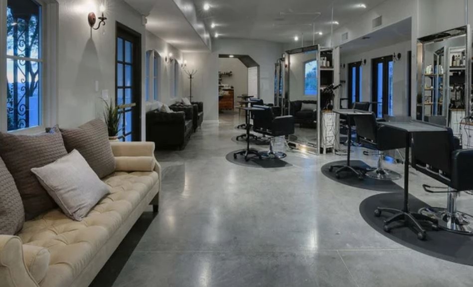 Haircut, Condition, and Blowdry w/ or w/o Single Process or Highlights