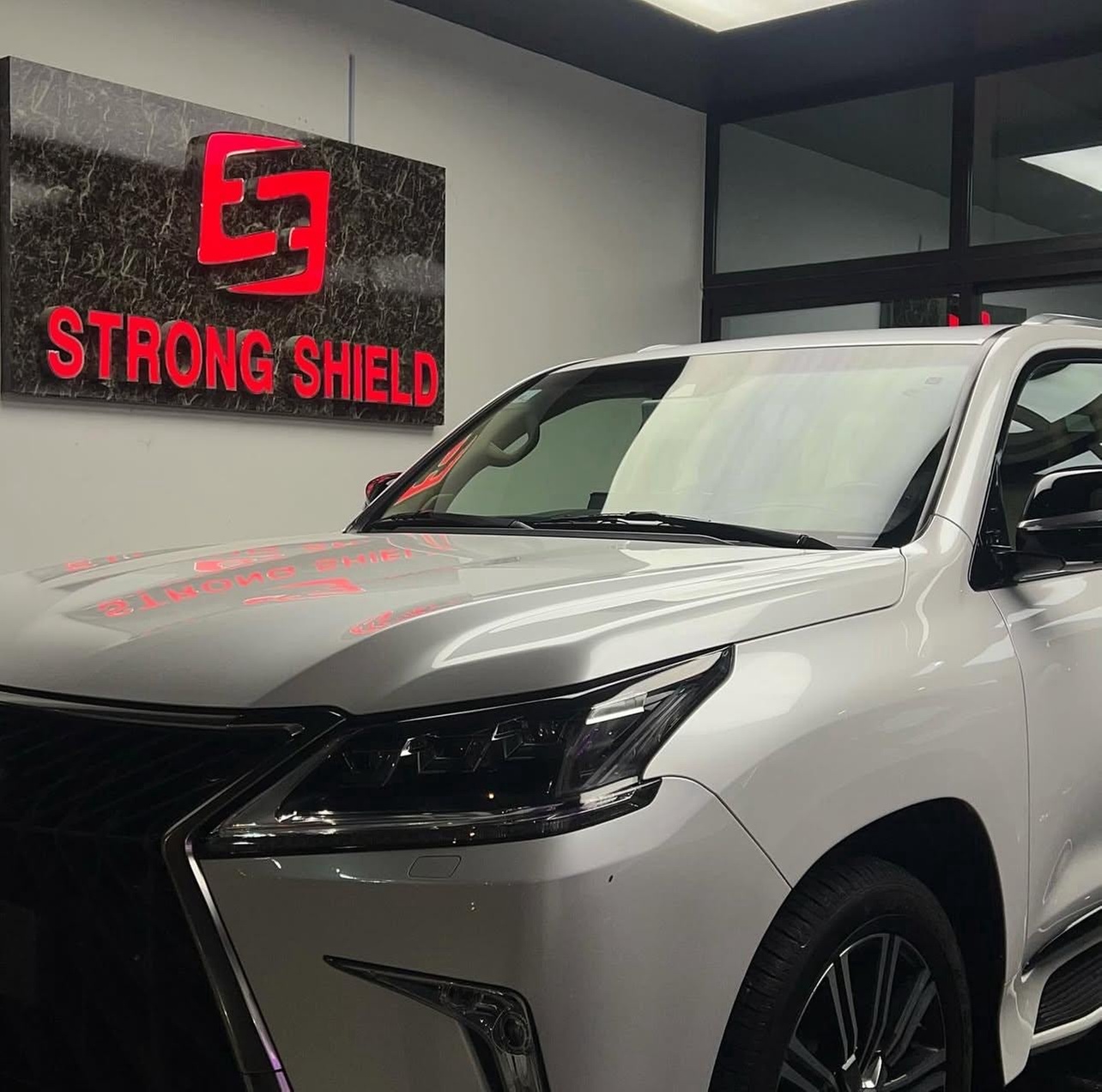 Get Car Ceramic Tinting with Lifetime Protection & Warranty 