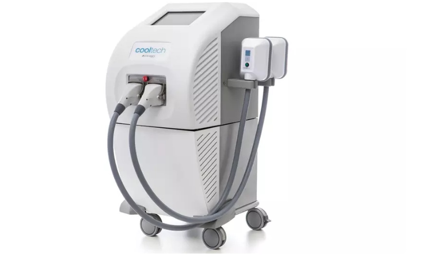 Image 2: 1 or 2 Sessions: Cooltech Fat Freezing using One or Two Applicators