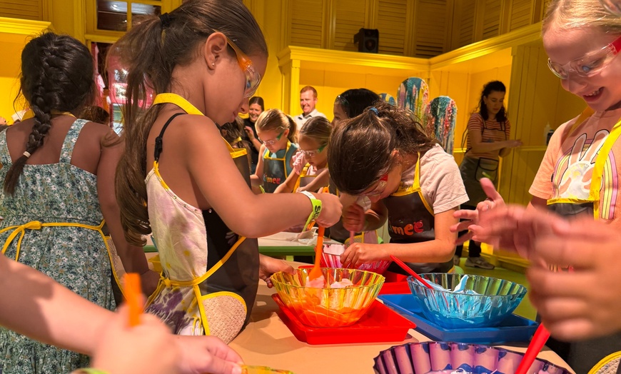 Image 4: Custom 8oz Slime or Full Slime + Sensory Play Experience @Paramus Mall