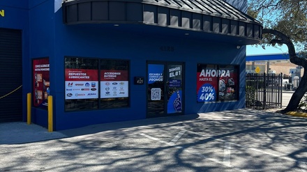 Flush Service and an Oil Change in Hialeah - Hitech Autoparts and Services