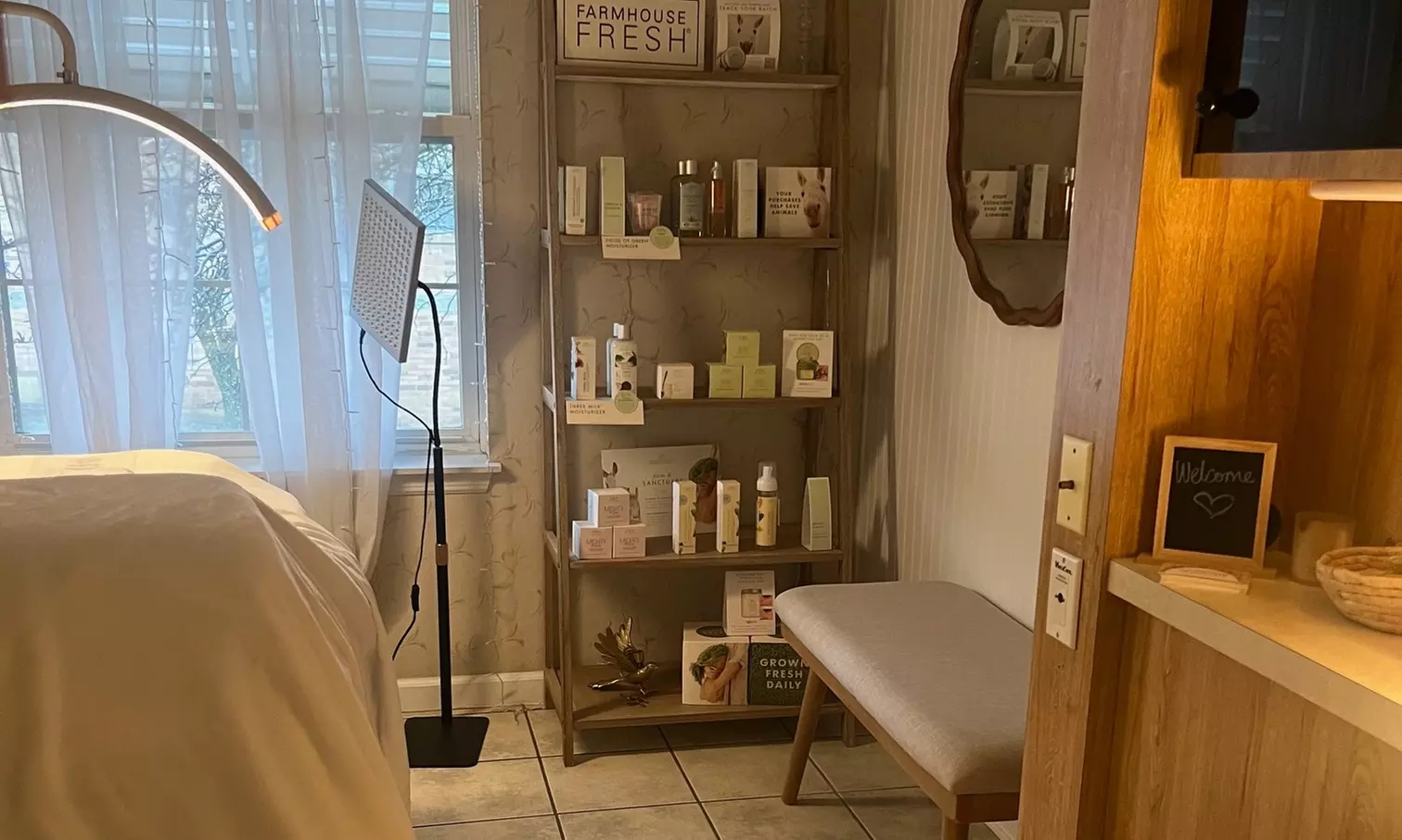 Customized Relaxation & Hot Stone Massages (60 or 75 Minutes)