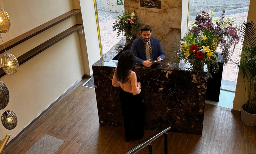 Image 4: 1 o 2 sesiones de tratamiento con exosomas con protocolo medicalizado