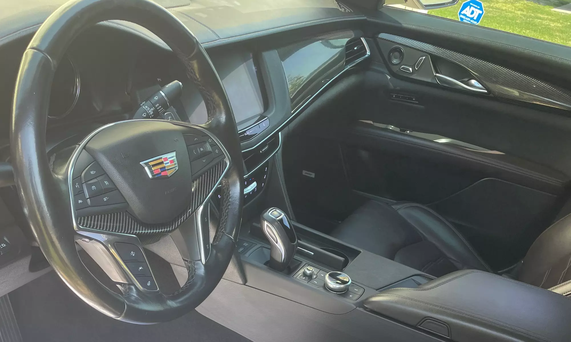 Restore & Renew: Professional Car Wash, Detailing & Paint Polish