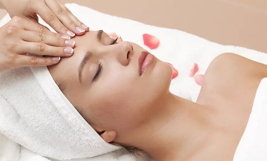 Image 1: Jusqu'à 50% de remise sur Massage - Autre spécialité chez Nobel institut