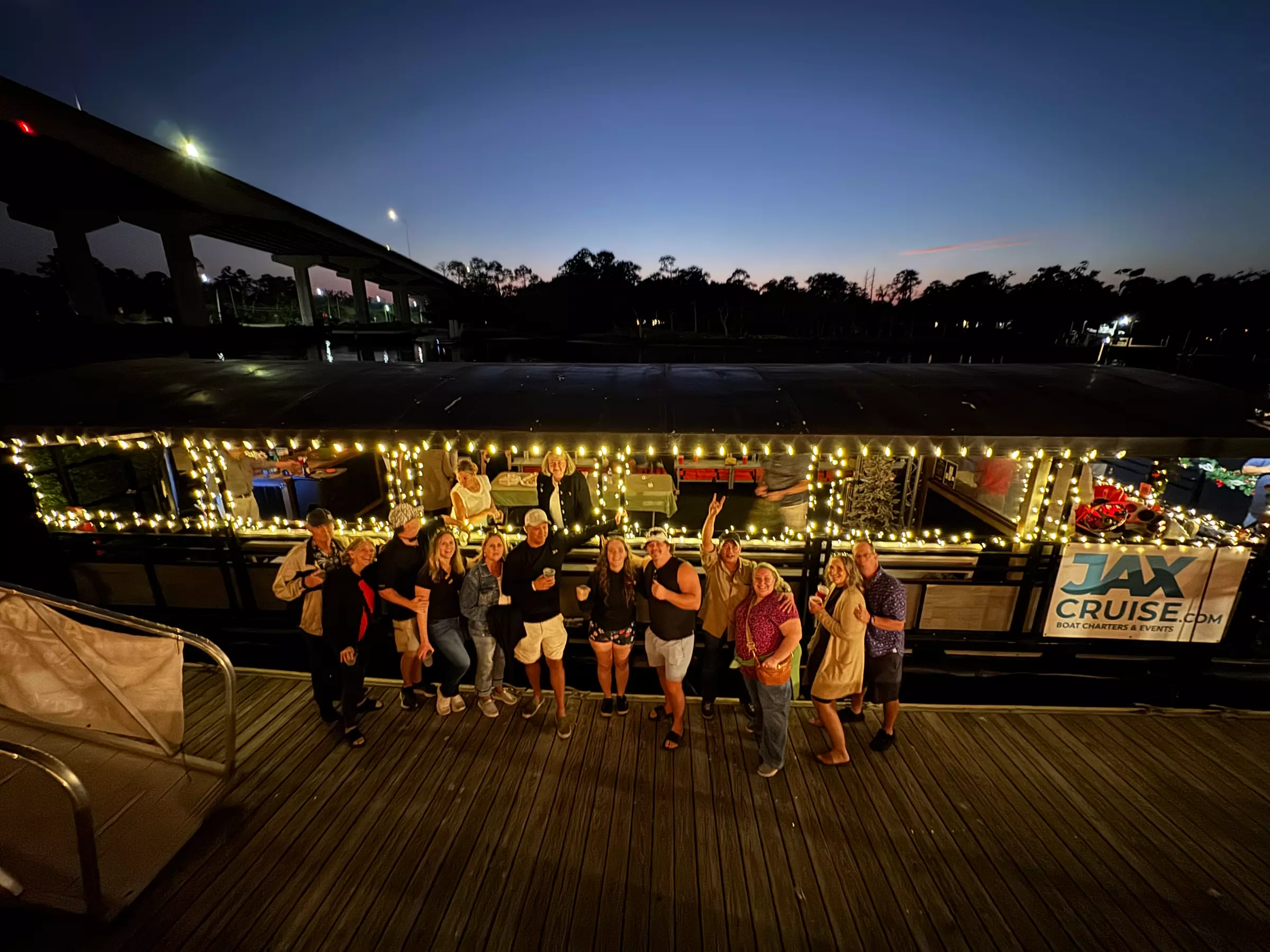 Enjoy Sunset Dinner, Nights of Lights, or New Years Eve Cruises