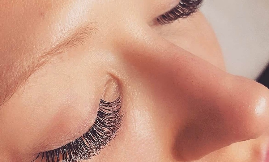Image 5: Transform w/ Full Set of Volume Eyelash Extensions/Nano Eyebrow Tattoo