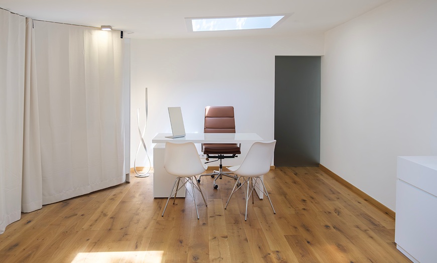 Image 3: Wertgutscheine für Behandlung mit 10 - 40 Einheiten Botulinum