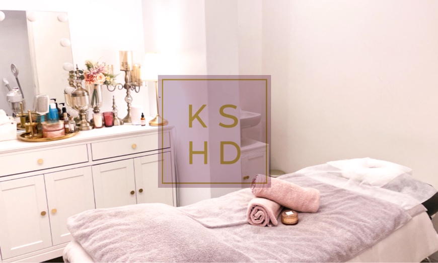 Image 1: 30-Minute Hydradermabrasion Deep Clean w/ Facials or Face Lifting