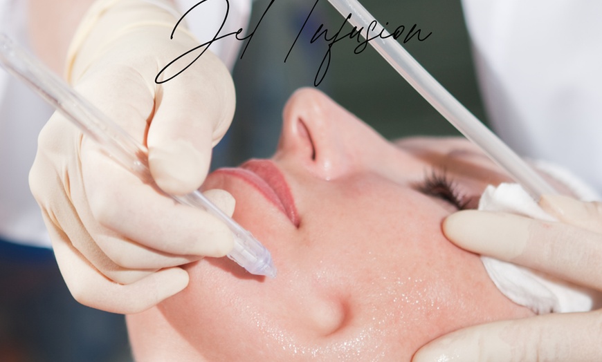 Image 2: Up to 43% Off on HydraFacial at Spa Services at AB Cosmetica