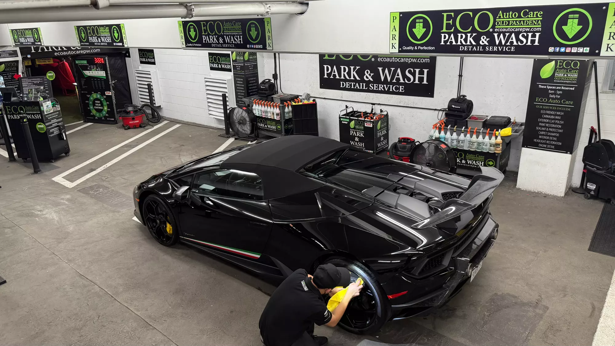 Quick and Efficient Exterior Wash for Cars and SUVs