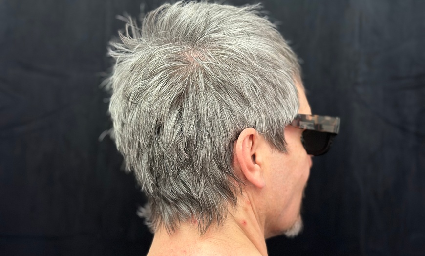 Image 3: Men's haircut with deep conditioning treatment for a fresh look