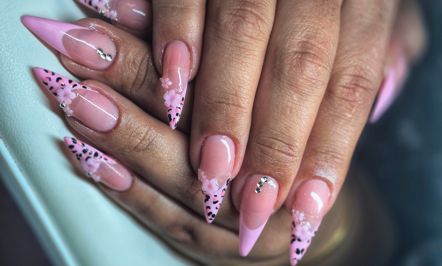 Image 6: Pamper Yourself with Flawless Gel Nails for Every Style