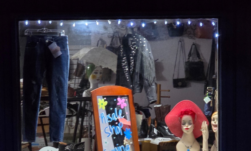 Image 1: Find Fashion Finds: Get $10 Off First Purchase at Upscale Texas Resale