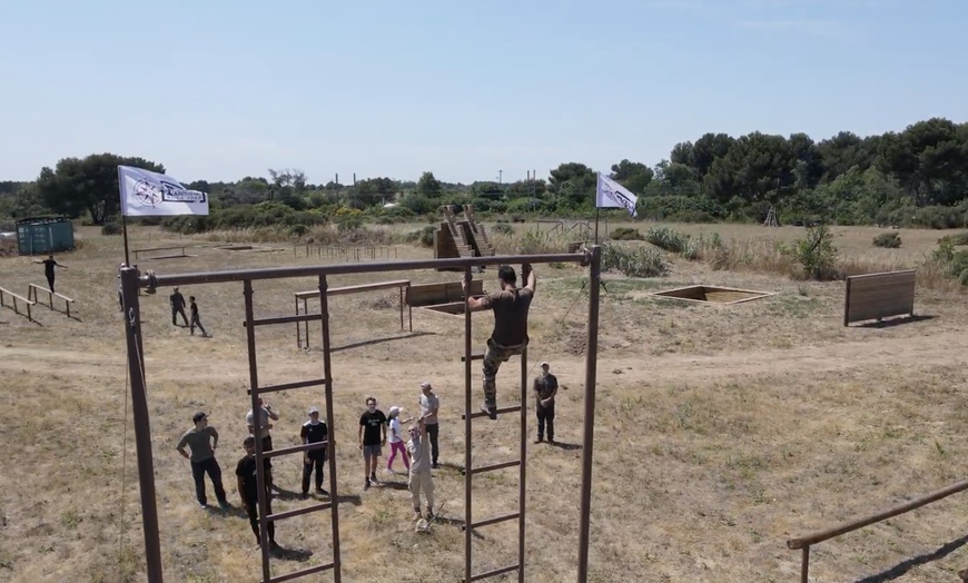 Image 5: Accès de 2h ou demi-journée au Parcours d'obstacles de la Crau Le POC