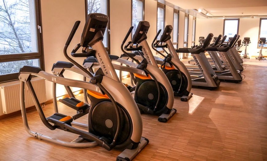 Image 4: 4 Wochen Premium-Fitness inkl. Wellness, Kurse & Einweisung
