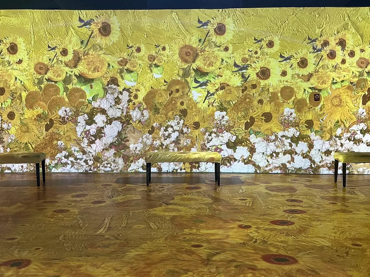 Hidden Gem of Florida — Wizard of Oz Museum + Museum Present