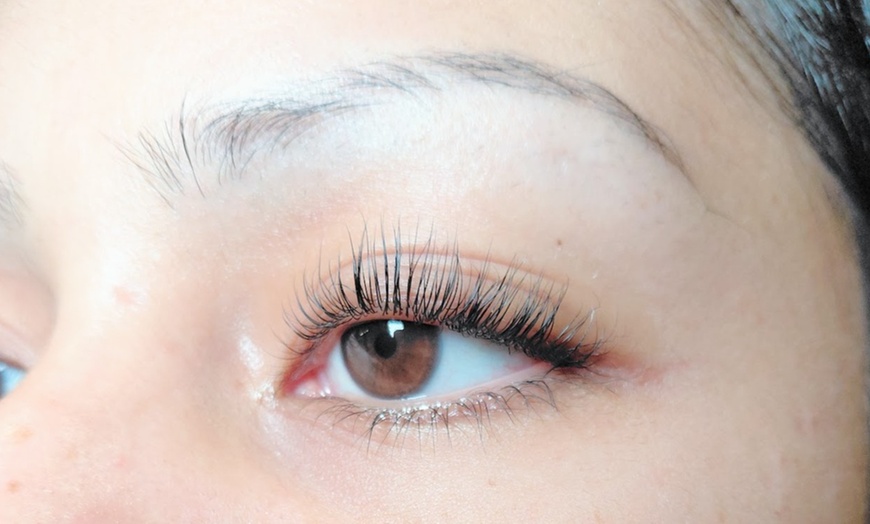 Image 1: Up to 35% Off on Eyelash Extensions at Lush Beauty By Luna