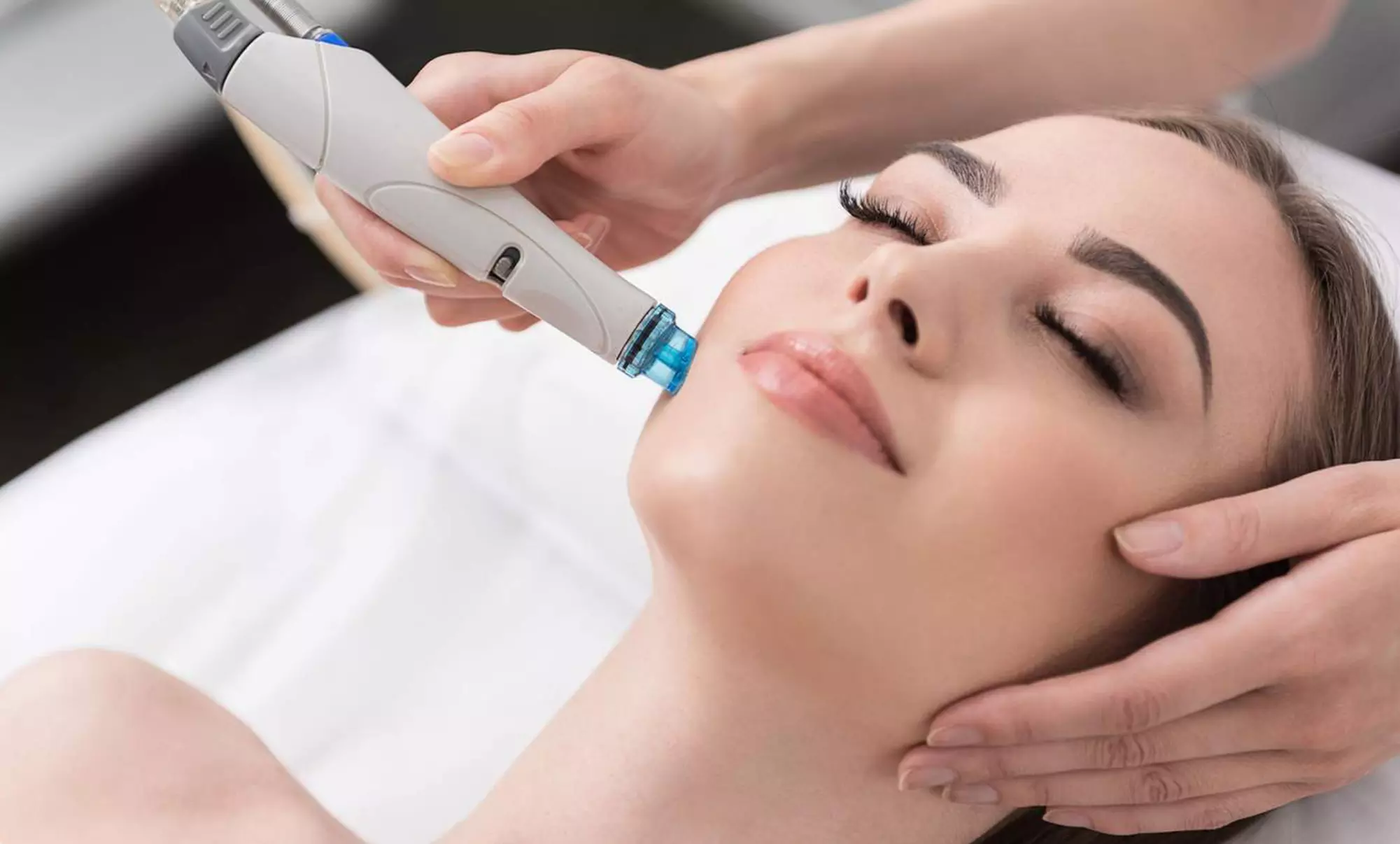 Experience Quancy Spa's 60-Minute HydraFacial with serum kick in and collagen mask for up to 55% off - Primary Image