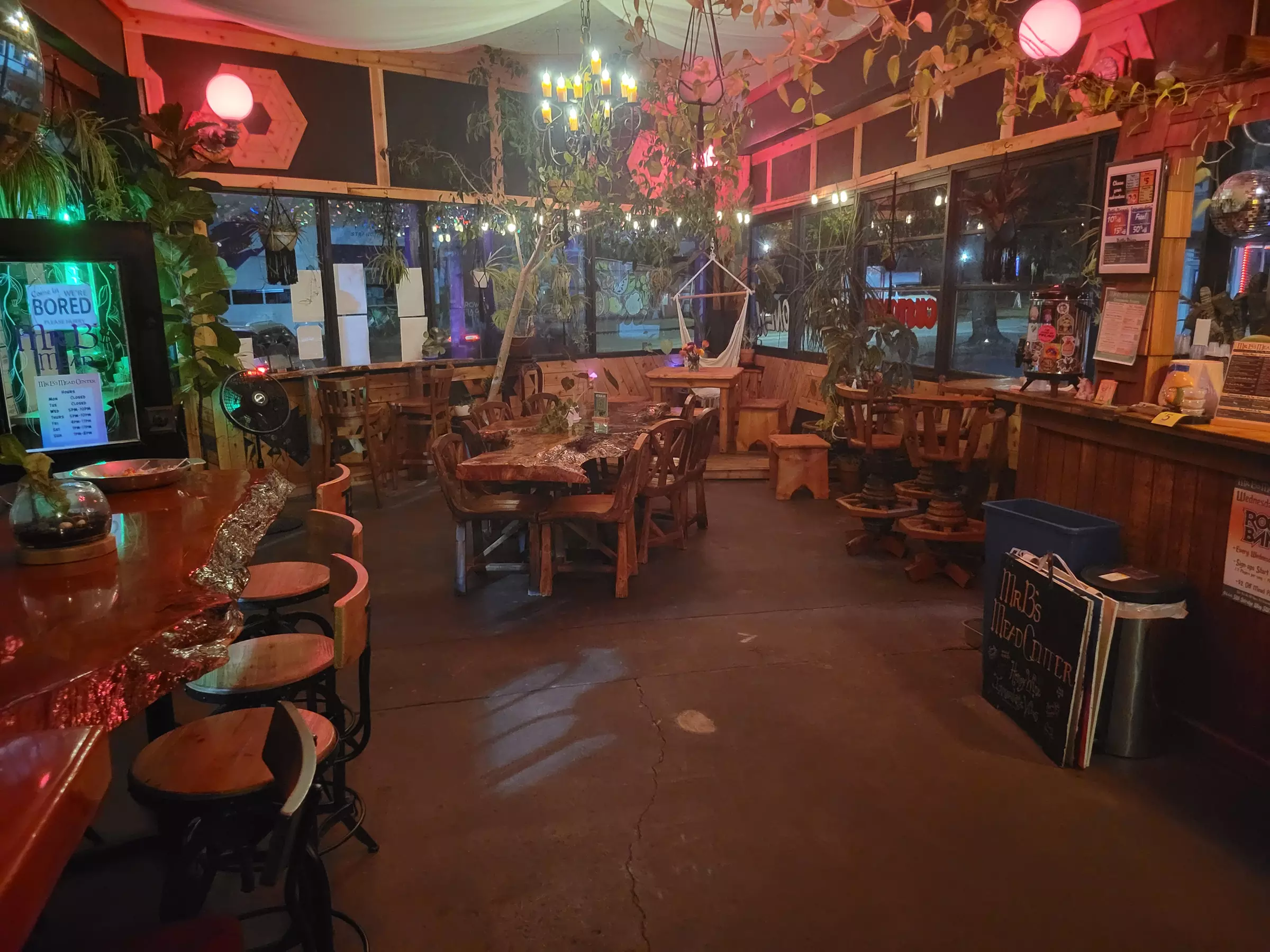 Discover Unique Mead Tastings & Flights - Over 20 Rotating Varieties