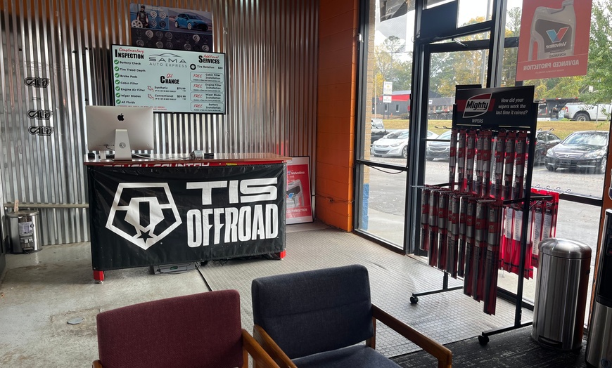 Image 3: Brake Pads, Brake Service & Rotors Savings