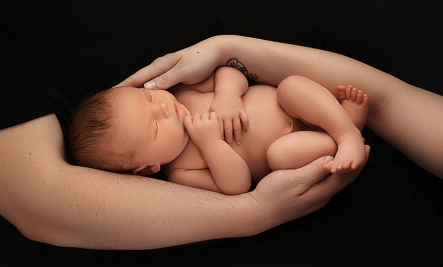 Image 1: Baby's first year photoshoots, Calne