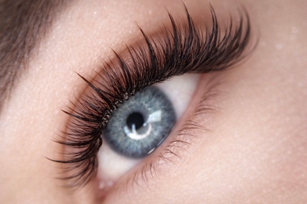 Full Set of Classic Eyelash Extensions - Lash Art