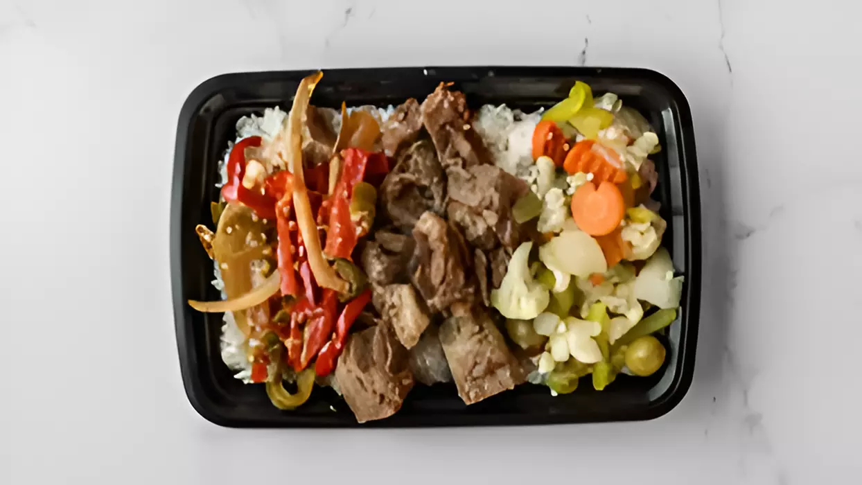 Savor Southern-Asian Fusion Bento Bowls with Sweet Treats & Drinks