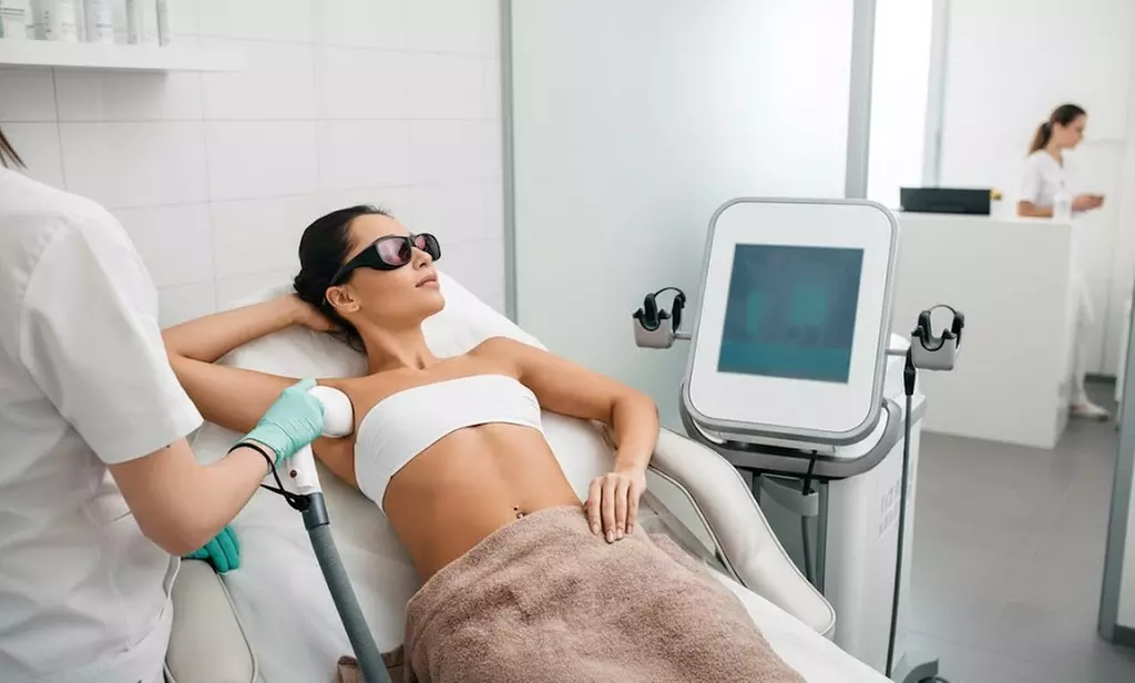 5 séances d'épilation définitive IPL aisselles ou maillot classique