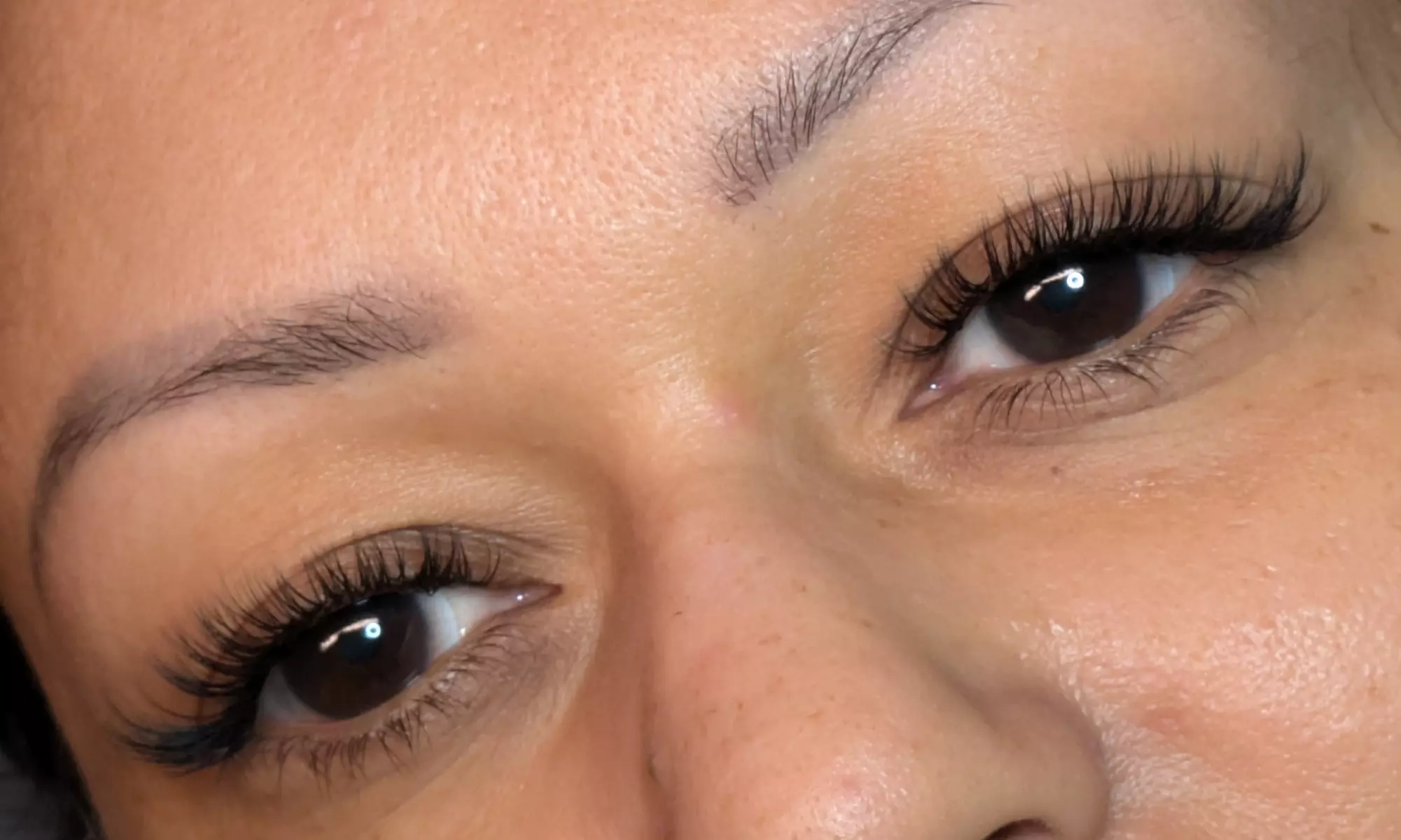 Full Set Hybrid Lash Extensions with Perm and Tint for Stunning Eyes