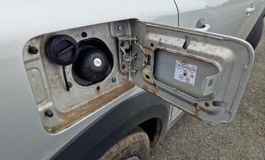 Image 4: Nettoyage premium au choix ou shampouinage des sièges et tissus