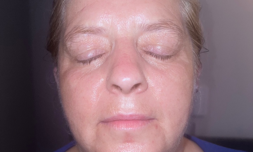 Image 4: Up to 35% Off on In Spa Facial (Type of facial decided by customer) at Her Sanctuary Holistic Clinic