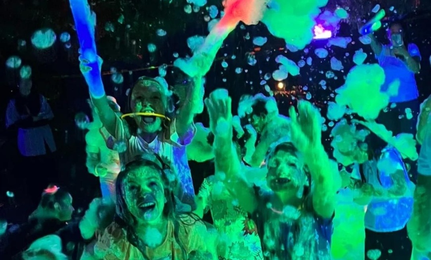 Image 6: Foam Party Bash Specials – One or Two Hours of Bubbly Fun for Kids
