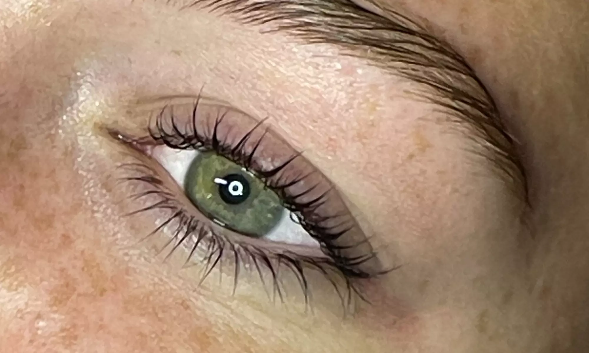 Full Set Hybrid Lash Extensions with Perm and Tint for Stunning Eyes