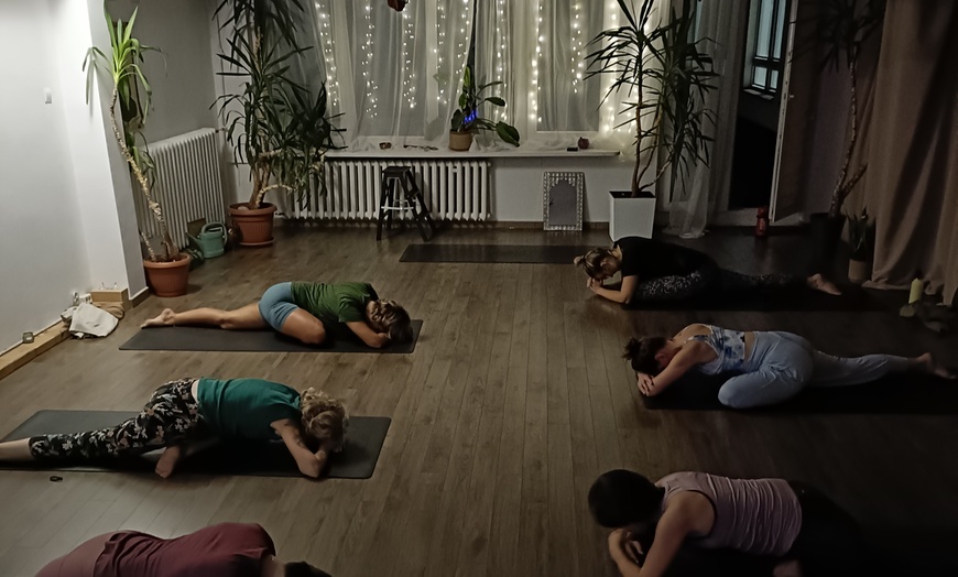 Image 4: Do 50% zniżki na Joga - powietrzna w Chilli yoga