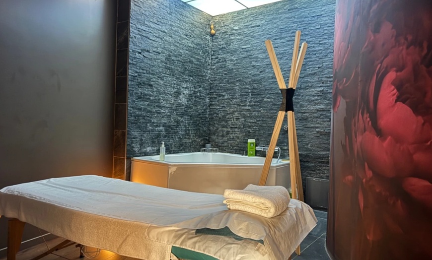 Image 1: Jusqu'à 30% de remise sur Massage - Thaïlandais chez Rive Gauche Beaute