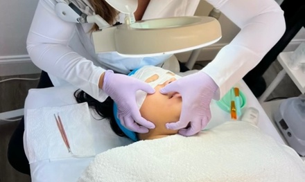 One 60-Minute Microdermabrasion Facial - Deluxe Larocca studio