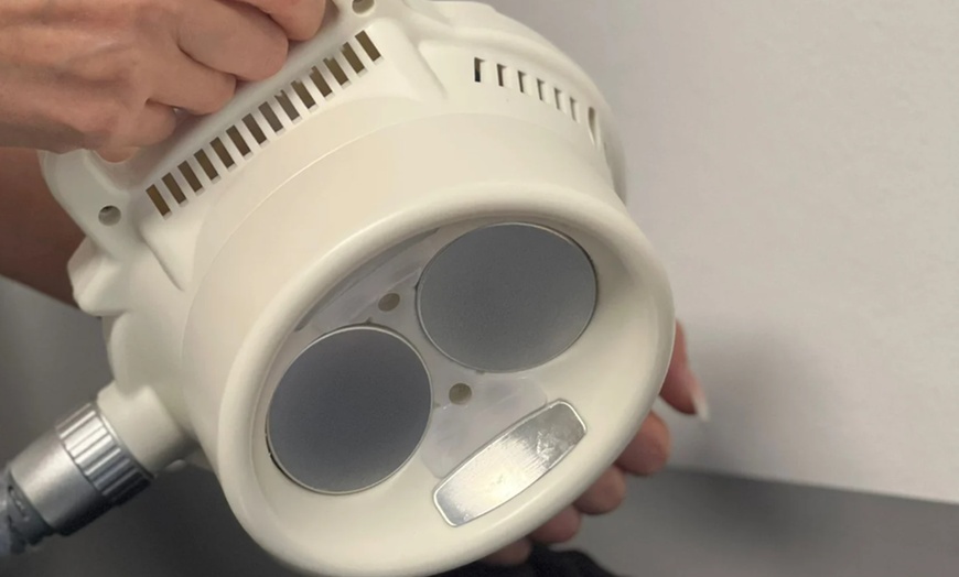 Image 2: Anti-Cellulite Behandlung & Körperformung – für straffe Haut