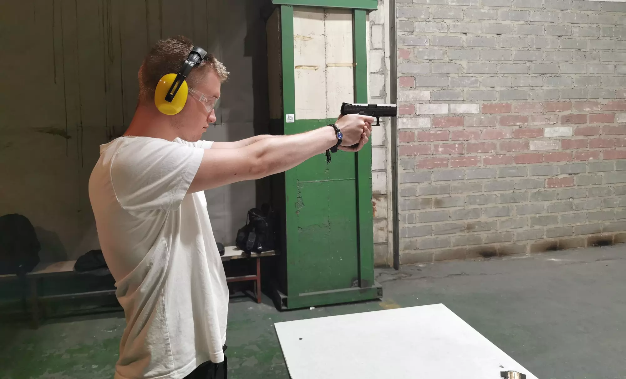 Pakiety strzeleckie, treningi z instruktorem oraz kursy dla kobiet