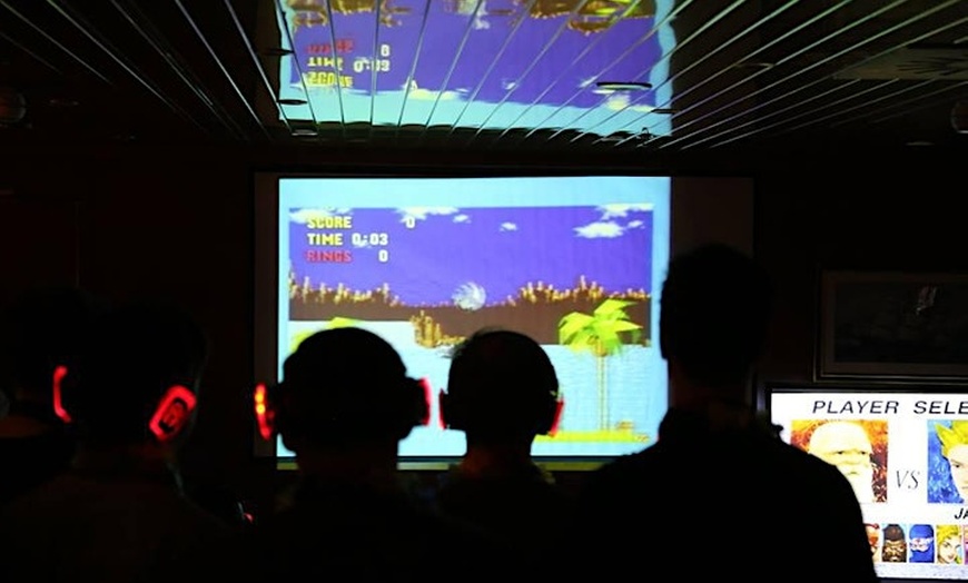 Image 1: Silent Disco Meets General Retro Gaming Adventure!