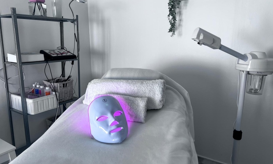 Image 1: Soin du visage Oxyderm : éclat et oxygénation
