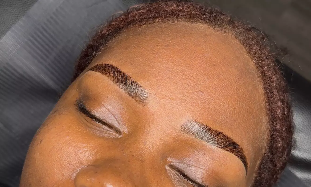 Get a Brow Lamination with or without Tint and Sculpting Session
