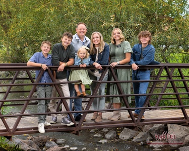 Family Portrait Session in Studio or location, 8x10 master print and nonprintable digital copies - MarDel Photography & Design