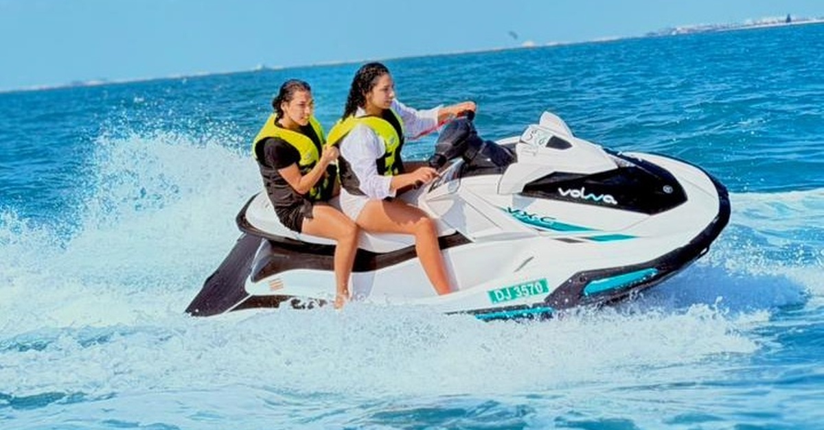 Ride The Waves With 30 Or 60-minute Jet Ski Or For Two People Ride The Waves With 30 Or 60-minute Jet Ski Or For Two People