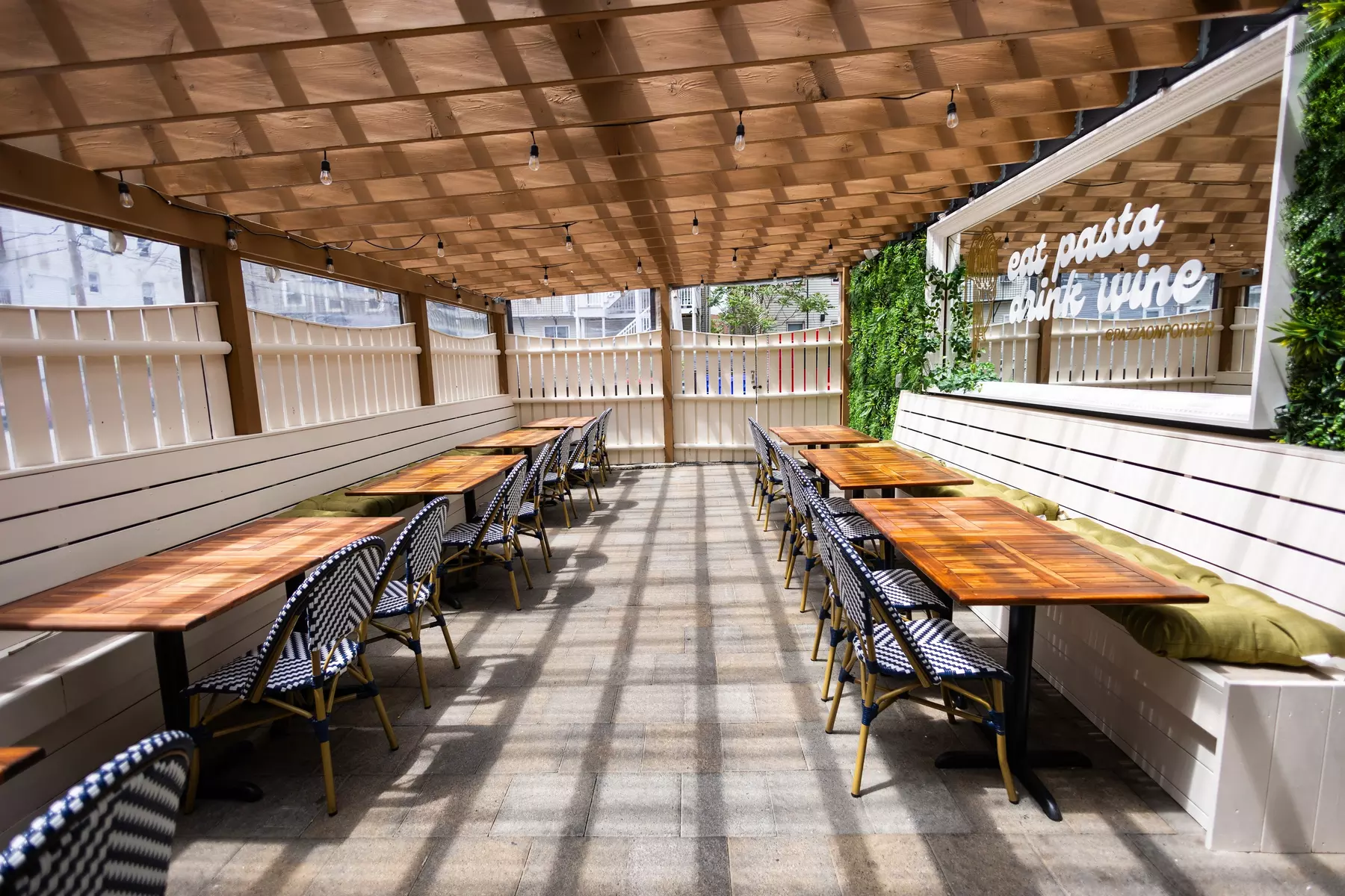 Up to 35% Off on Italian Cuisine at Pazza On Porter