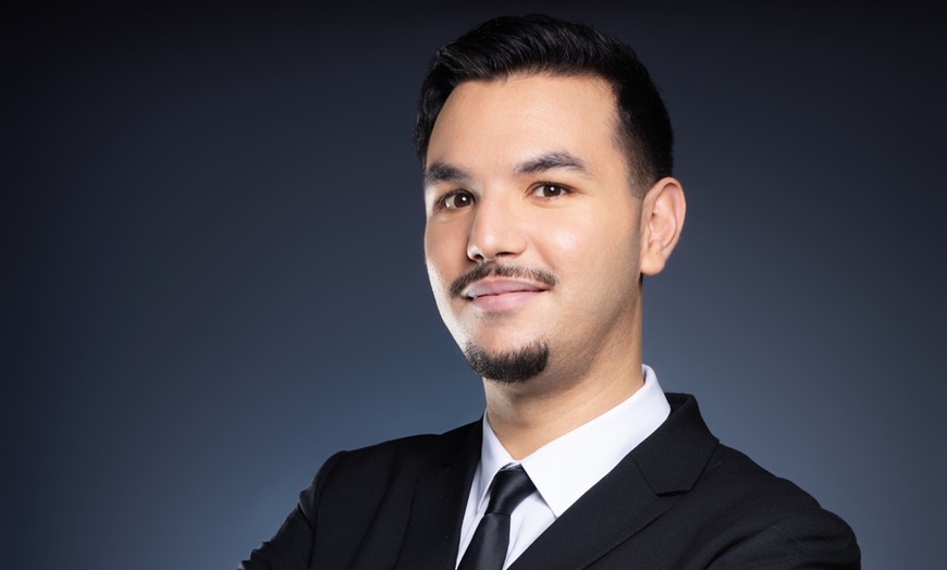 Image 13: Jusqu'à 89% de remise sur Session photo - Studio chez Photographe BLACK FLASH STUDIO